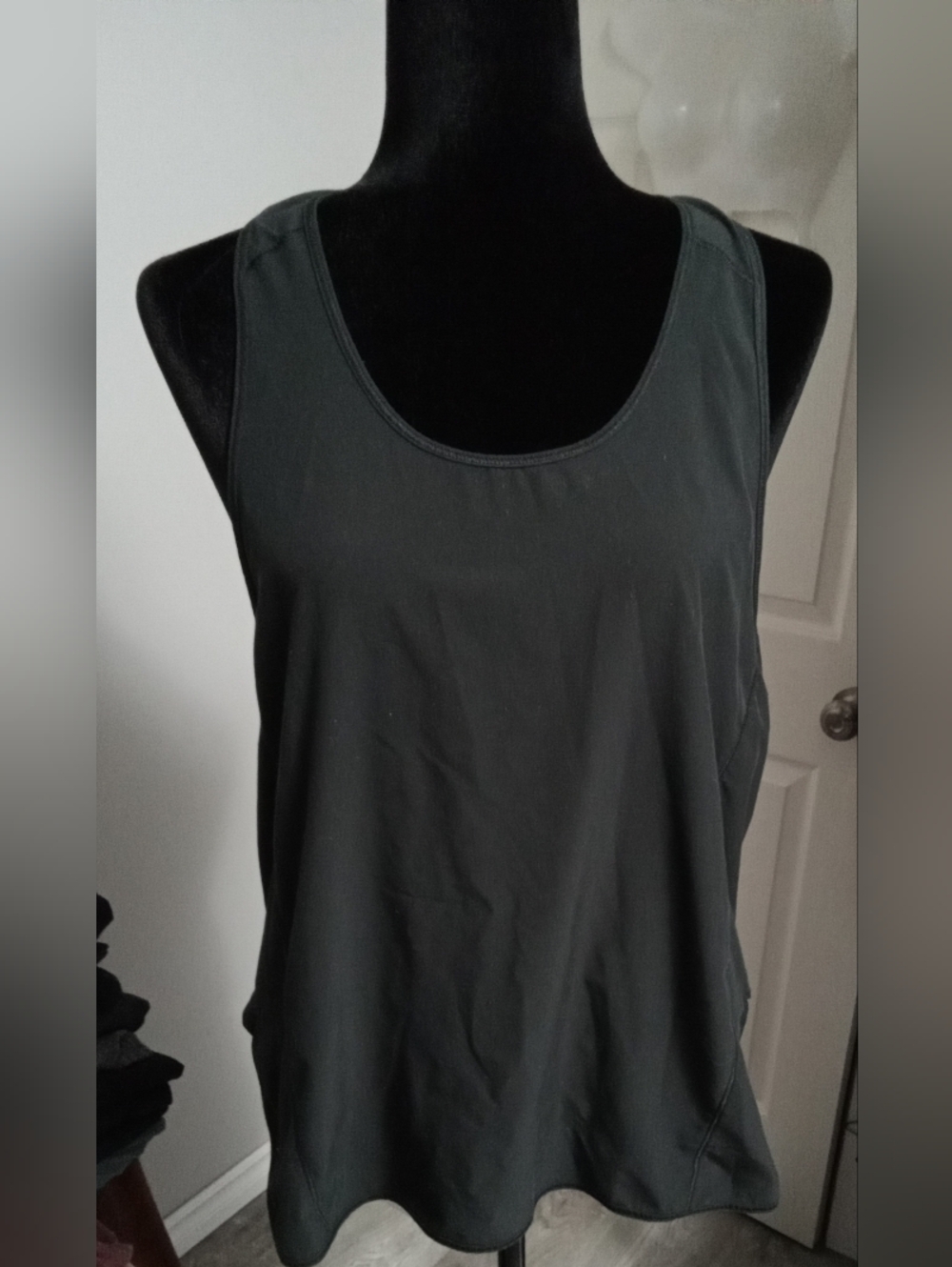 Lululemon Size 10* Black Racerback With Snaps To Hold Straps In Place